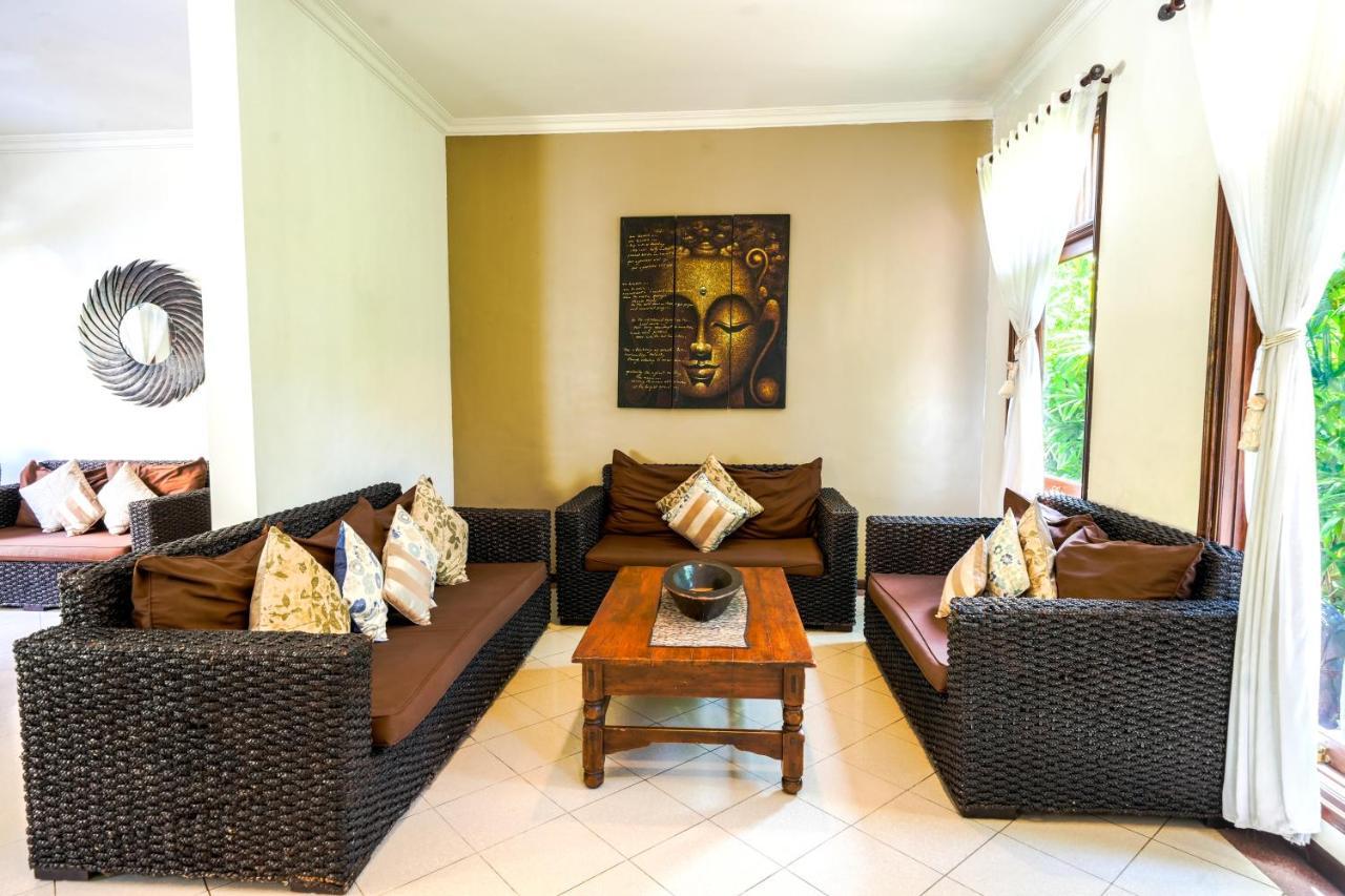 Villa Sanket - Kuta - 6 Bedrooms - 6 Bathrooms - Great Location מראה חיצוני תמונה