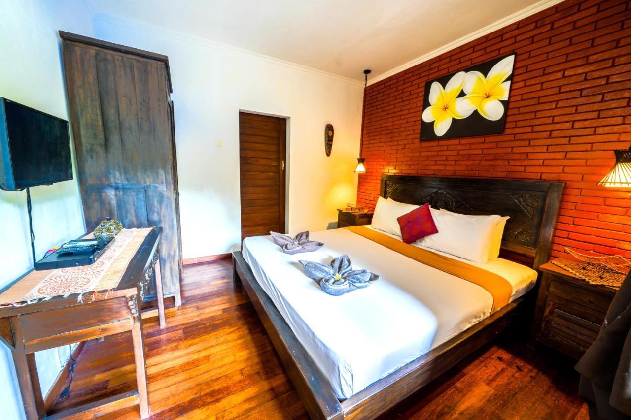 Villa Sanket - Kuta - 6 Bedrooms - 6 Bathrooms - Great Location מראה חיצוני תמונה