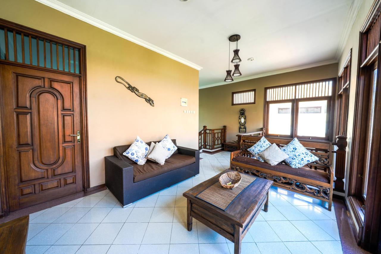 Villa Sanket - Kuta - 6 Bedrooms - 6 Bathrooms - Great Location מראה חיצוני תמונה